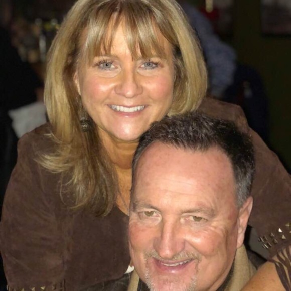 Meet your Posher, Kim - Picture 1 of 1